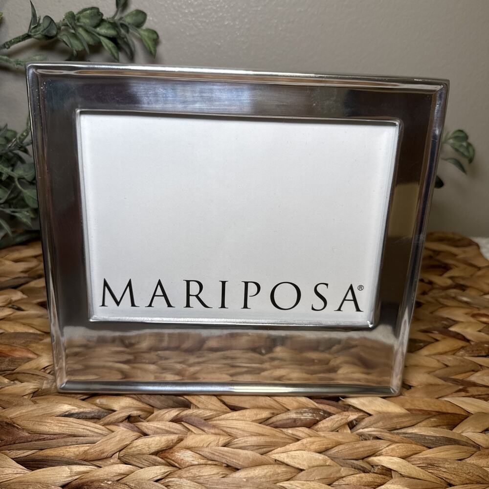 Mariposa Recycled Aluminum 5x7 Statement Picture Frame Silver Made in Mexico